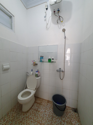 Bathroom, Arsenio Homestay Syariah 2 Bandar Lampung, Bandar Lampung