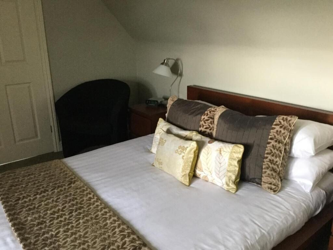 Bedroom 5, The Lodge, Cambridgeshire
