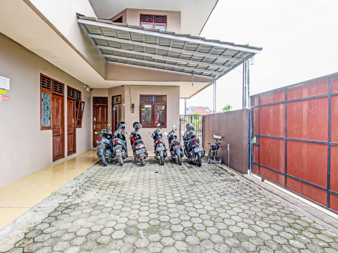 Others, SPOT ON 91932 Guest House Mustika Syariah, Banyumas