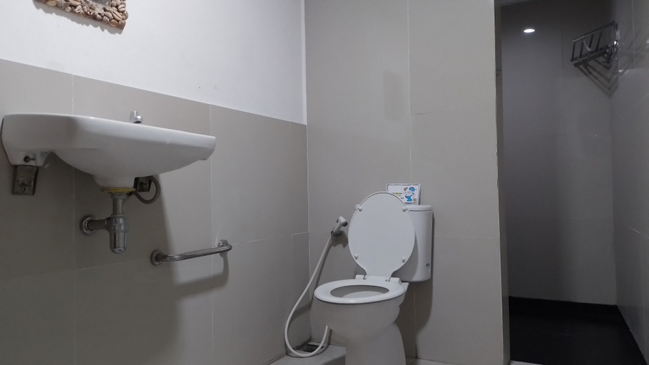 Bathroom 2, Omah Pugeran Arsanta, Dekat Taman Sari Yogyakarta, Yogyakarta