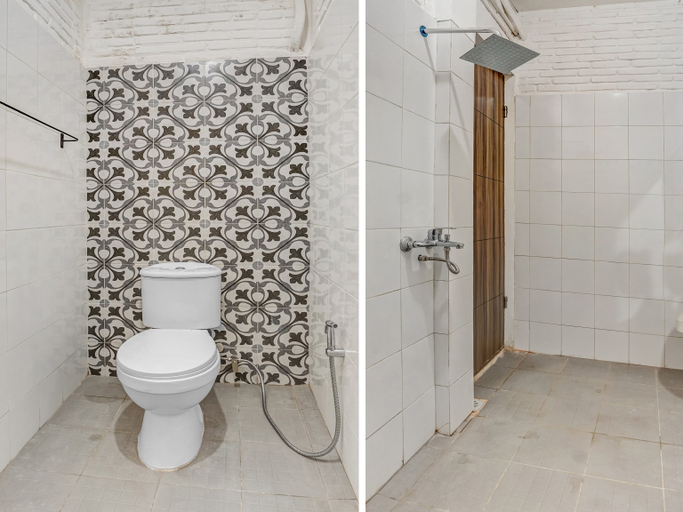 Bathroom 4, OYO 90828 Ara Guest House, Malang