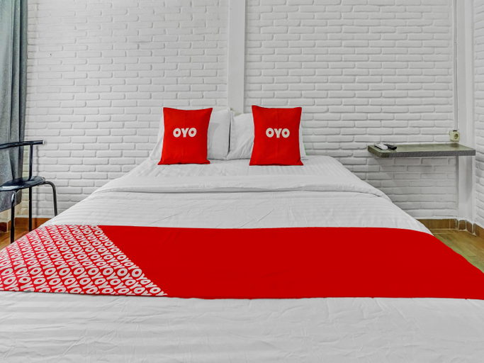 Bedroom 3, OYO 90828 Ara Guest House, Malang