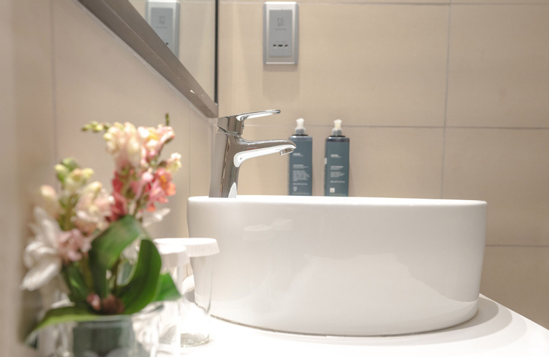 Bathroom 8