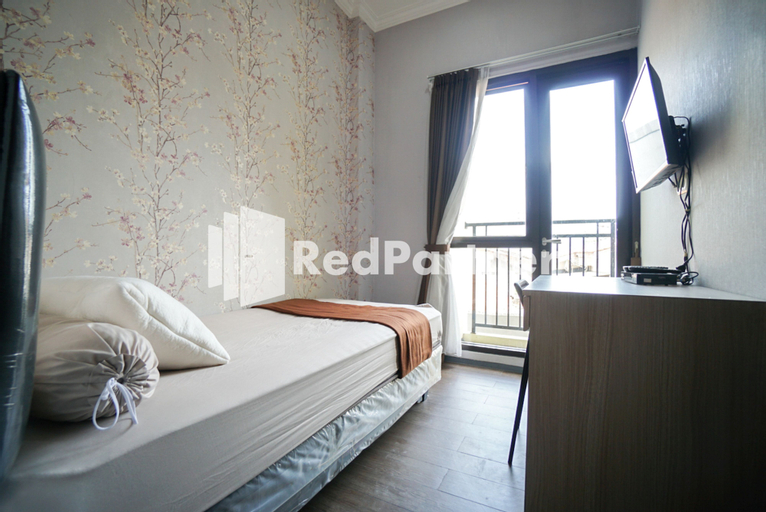 Bedroom 5, Toba Mansion Syariah near Benhil RedPartner, Central Jakarta