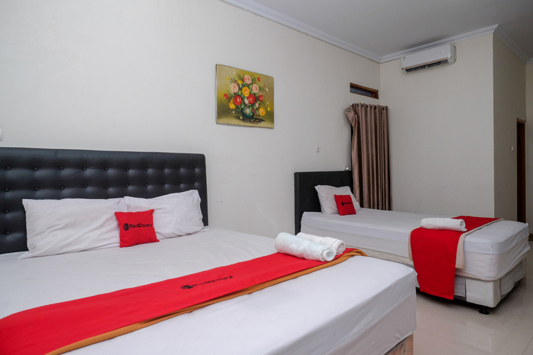 Bedroom 12