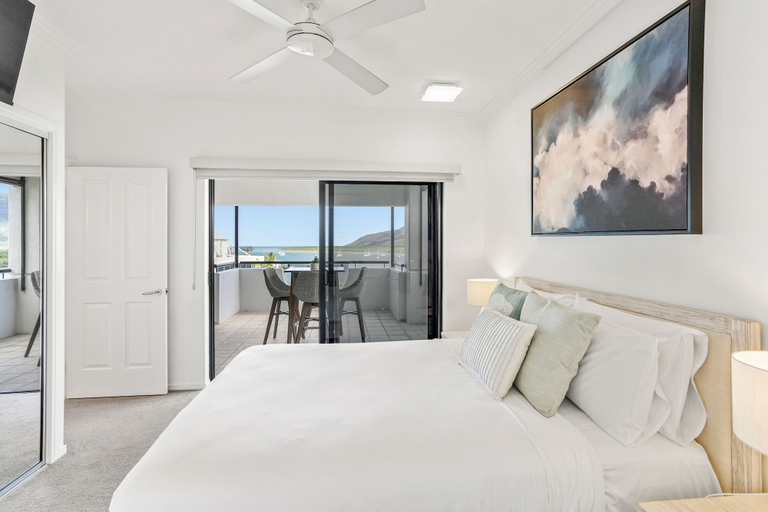 Bedroom 4, Belle Escapes Luxury Penthouse with Ocean Views, Cairns