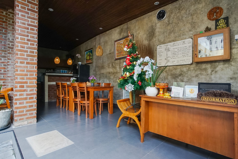 Public Area 5, D'Meten Guest House Canggu, Badung