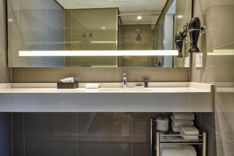 Bathroom 4, Intercity Porto Maravilha, Rio de Janeiro