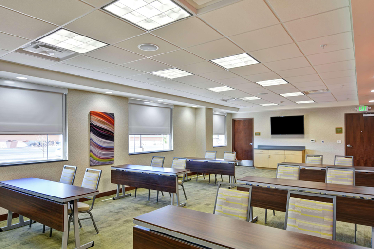 Food & Drinks 5, Home2 Suites By Hilton Albuquerque/Downtown-Univer, Bernalillo