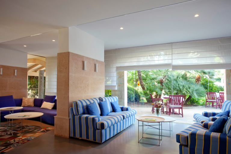 Public Area 4, Cala Sant Vicenç - ADULTS ONLY, Baleares