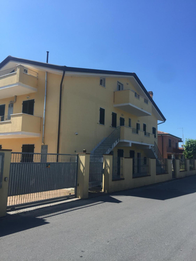 Exterior & Views, B&B Gigi’, Massa Carrara