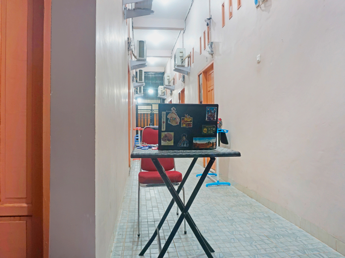 Others 5, OYO 90111 Almeerah Homestay Syariah, Makassar