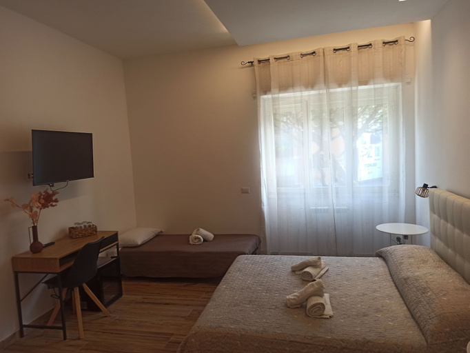 Bedroom 2, VATICANDREAM GUEST HOUSE, Roma