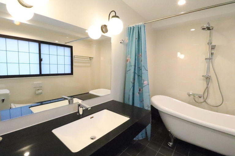 Bedroom 3, Asakusa Tokyo/ Rooftop / Living , Taitō