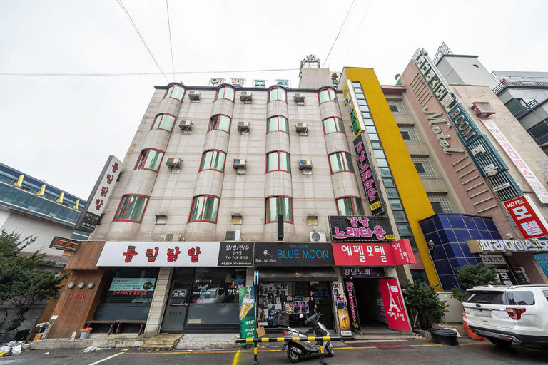 Others 5, Wonju Effel Motel, Wonju