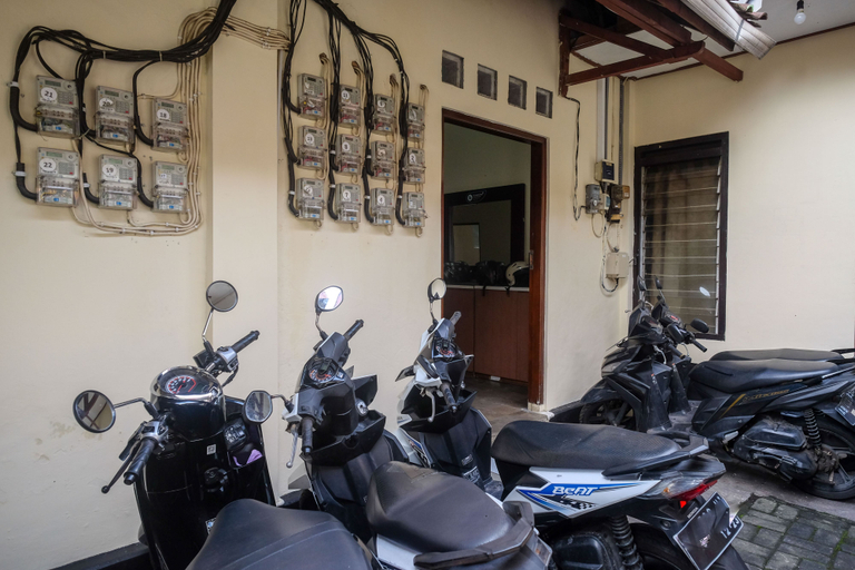 Exterior & Views 2, RedDoorz near Danurejan Malioboro, Yogyakarta