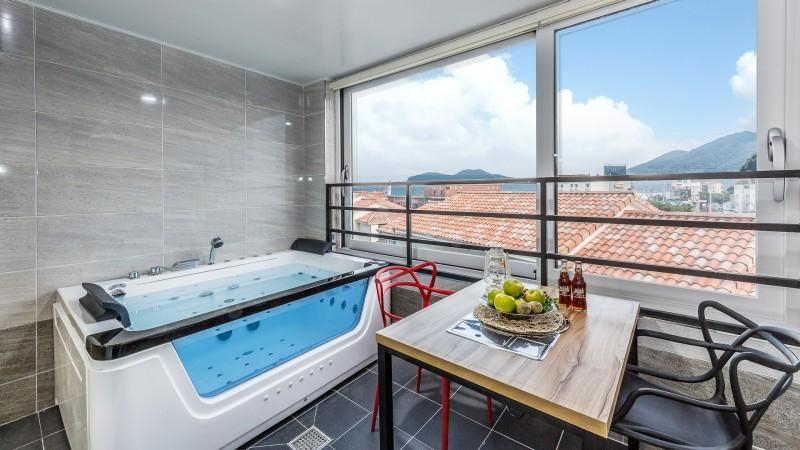 Others 5, White Black Pension in Geoje Island, Geoje