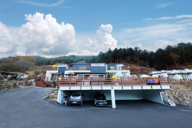 Exterior & Views 1, Yangpyeong Lapin De Foret Pension, Hongcheon