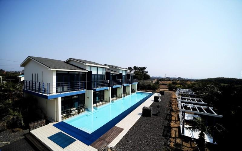 Seogwipo Coco Pool Villa, Seogwipo