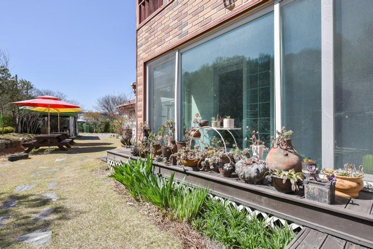 Yongin Evergreen Pension, Yongin
