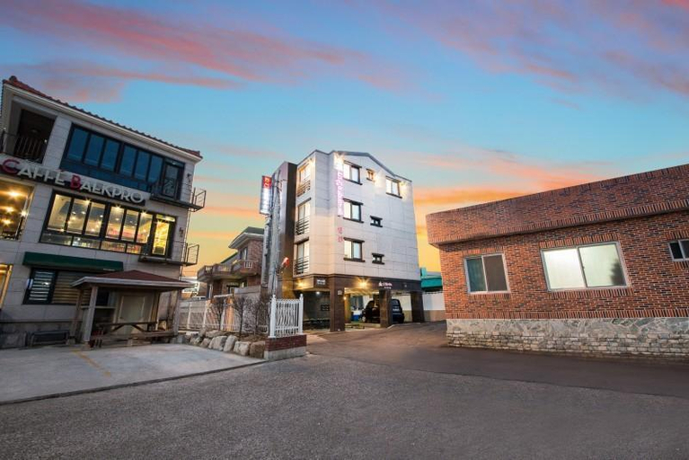 Exterior & Views, Busan Dream House Pension, Gijang
