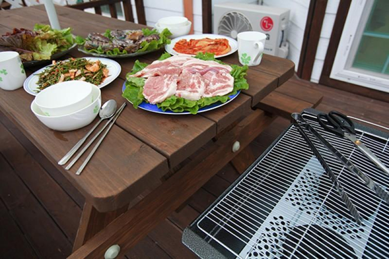 Food & Drinks 5, Boryeong Noeulbada Pension, Hongseong