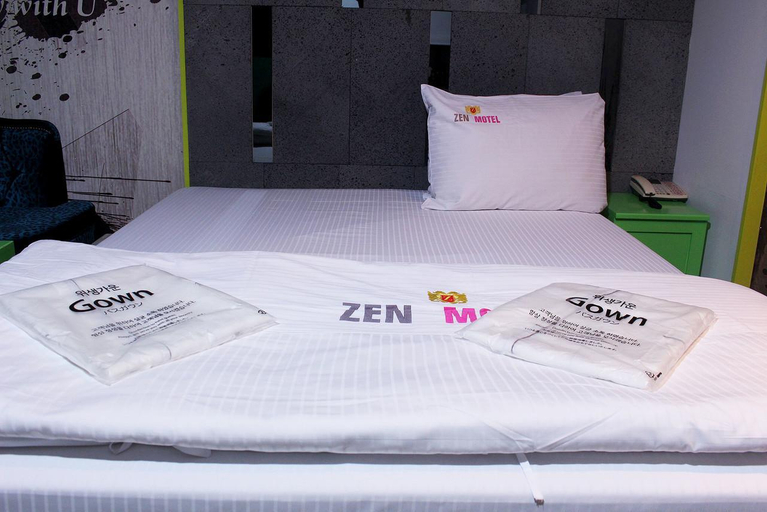 Bedroom 2, Gumi Okgye Zen, Gumi