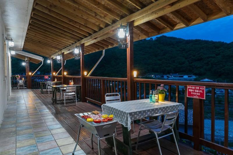 Food & Drinks 3, Gurye Dandelion Travel Pension, Gurye
