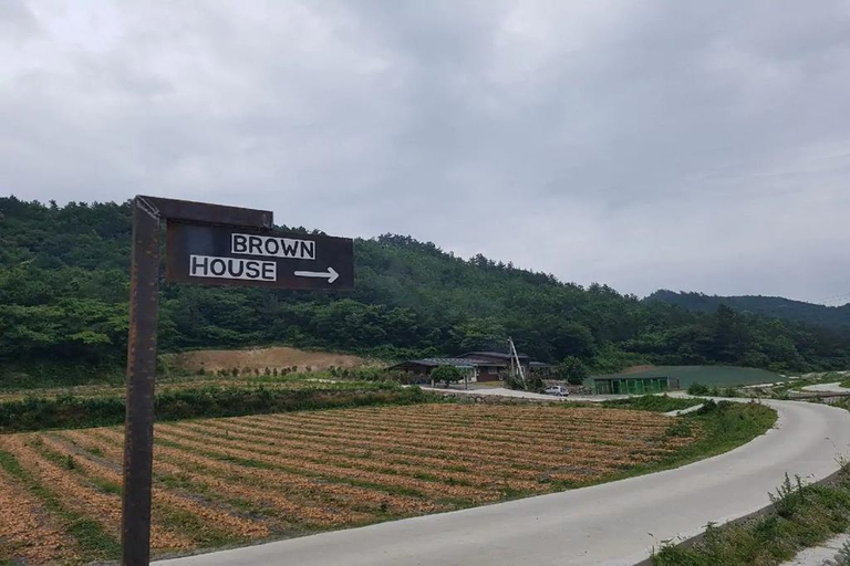 Others 2, Jindo Brown House Pension, Jindo