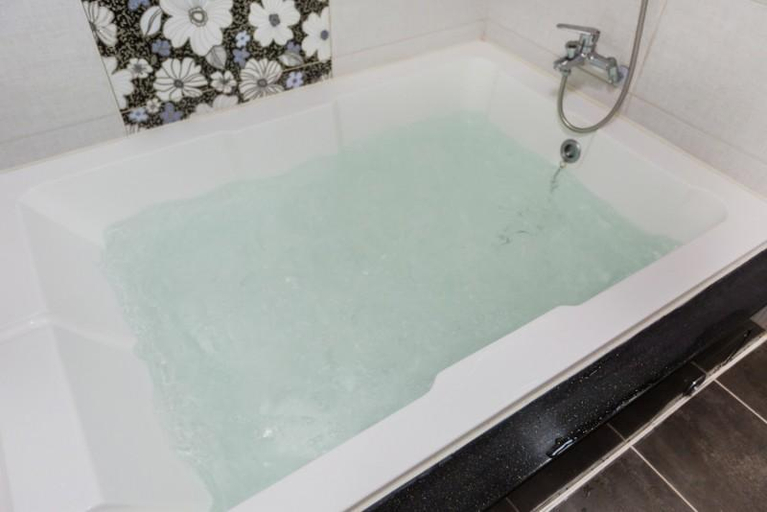 Bathroom 2, Pohang Blue Coral Pension, Pohang