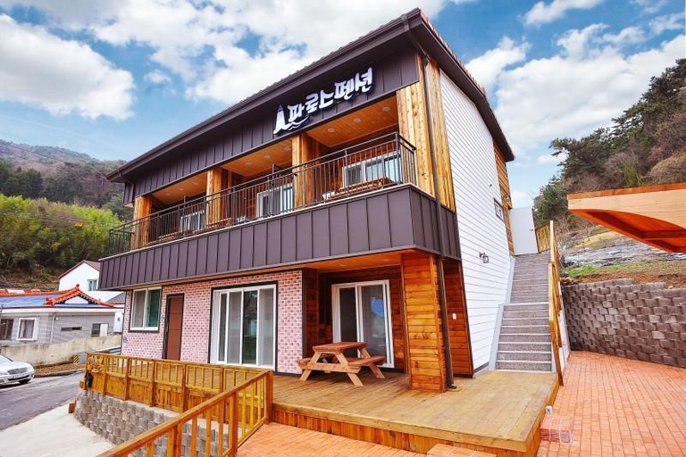 2, Tongyeong Paros Pension, Tongyeong
