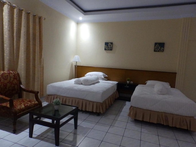 Bedroom 3, Hotel Bahari Family, Bitung