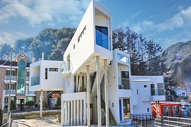 Others 5, Muju Dada Pension [built in 2016], Muju
