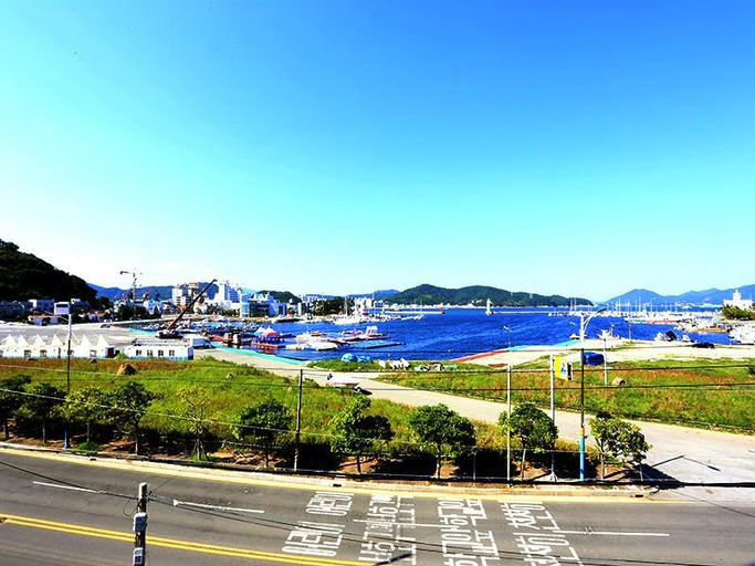 Others 5, Tongyeong Cobalt Blue pension, Tongyeong