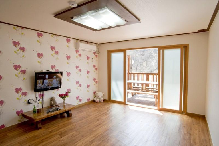 Others 3, Miryang Cheonglim Pension, Miryang
