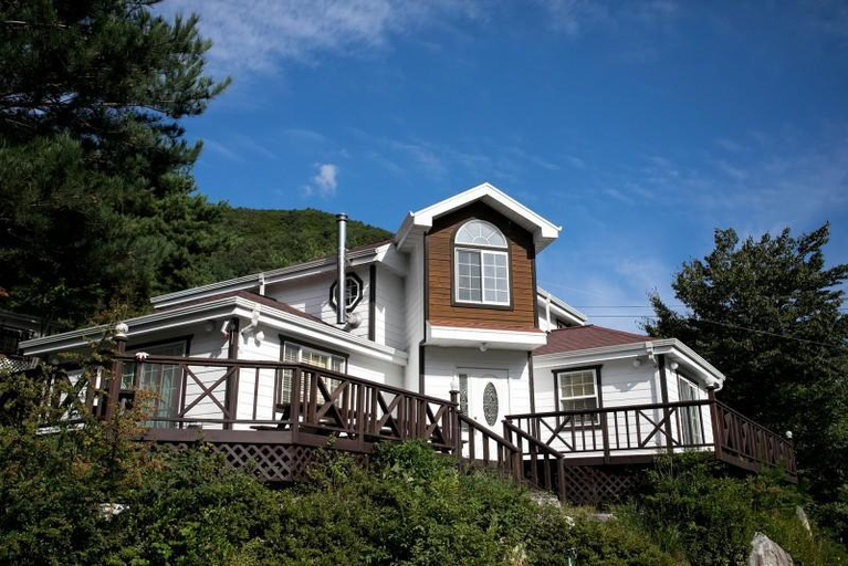 Others 2, Ulsan Art and Pension, Miryang