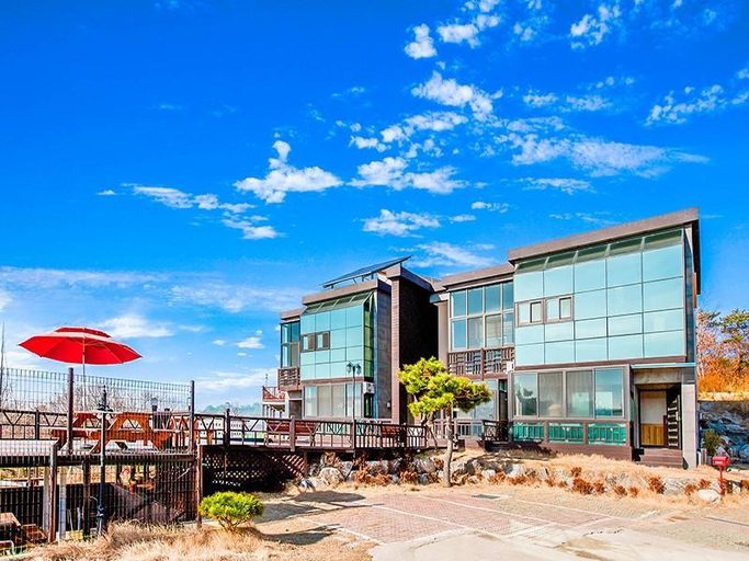 Exterior & Views 1, Ganghwa Island Circle Pension (Whirlpool Spa), Ganghwa