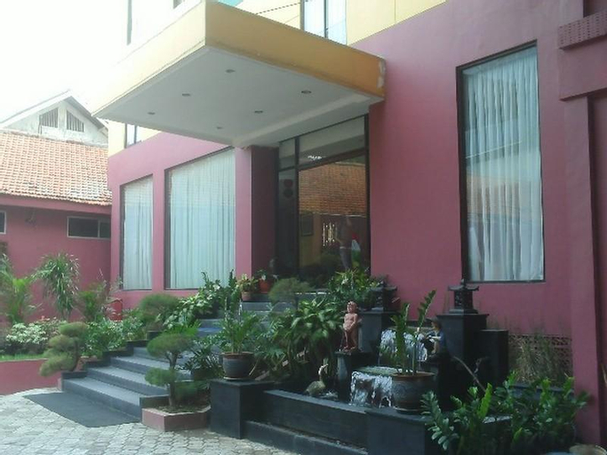 Hotel Istana Ratu Jalan Jaksa, Central Jakarta