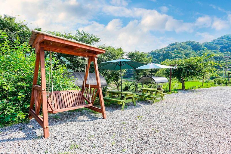 1, Gongju Hayan Pension, Gongju