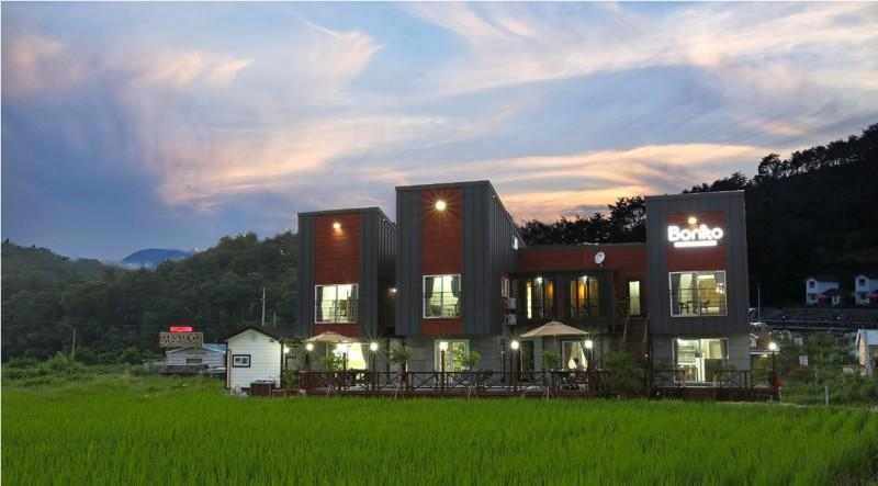Exterior & Views 1, Gyeongju Bonito Pension, Gyeongju