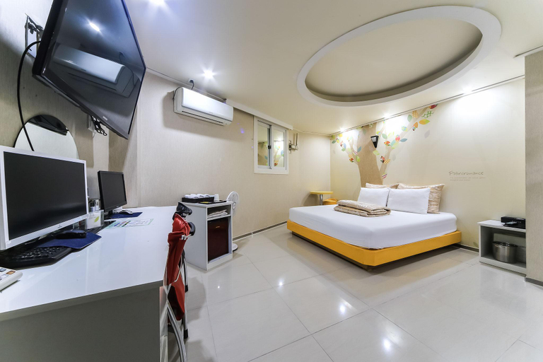 Bedroom 2, Ulsan Seongnamdong Hyosung, Jung