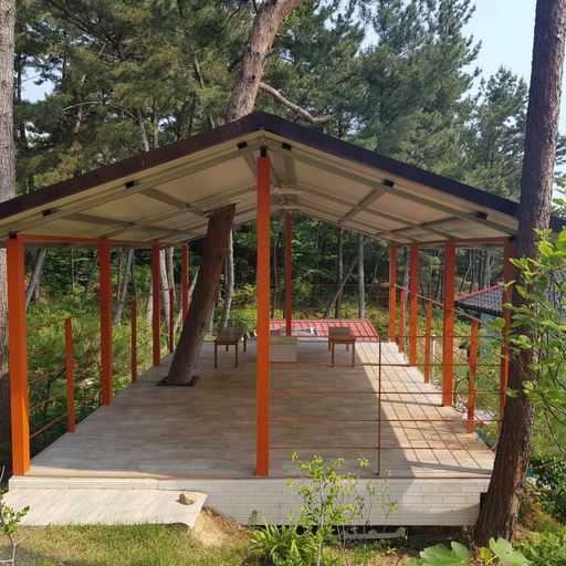 Others 5, Taean Solbat Pension, Taean