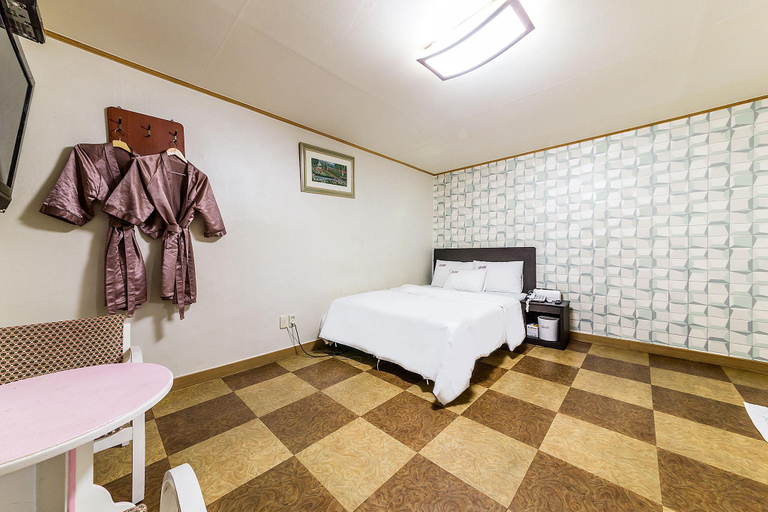 Bedroom 2, Incheon (Bupyeong) Donggyeong, Gyeyang