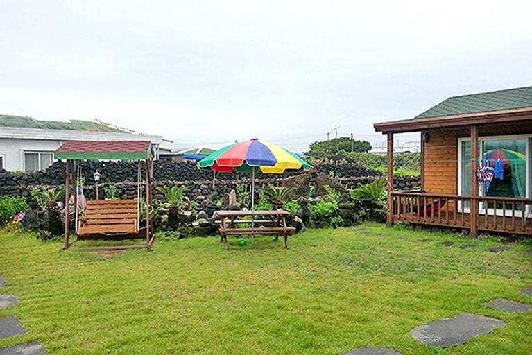 Others 4, Jeju Haeneomidal Unshared House, Jeju