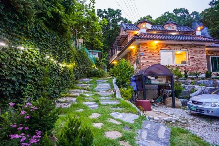 Exterior & Views 1, Gwanghwado Badatgae Sanjang Pension, Ganghwa