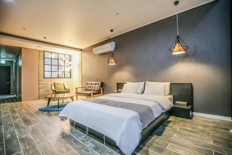 Bedroom, Eumseong Chungbukyeoksindosi H Motel, Eumseong