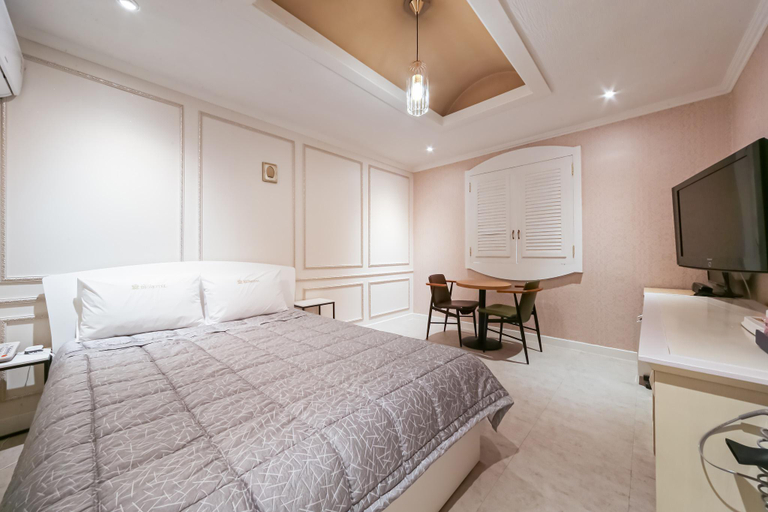 Bedroom 2, Ulsan Samsan Bio, Jung