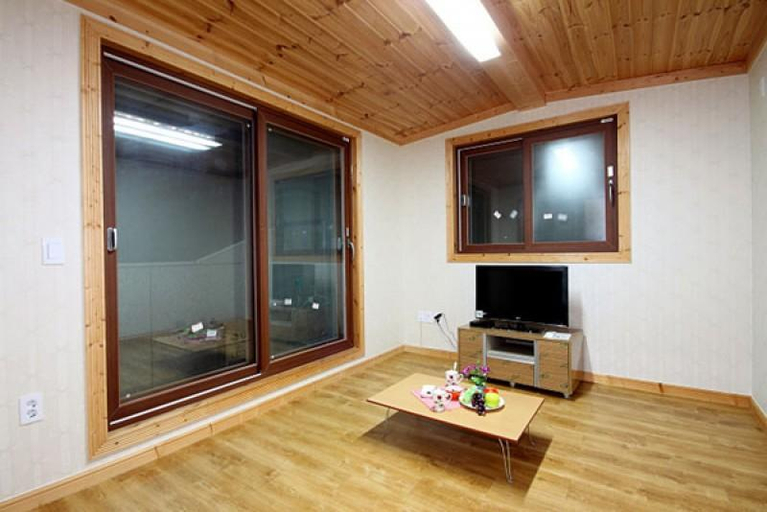 Others 3, Yangyang Moriui Eondeok Pension, Yangyang