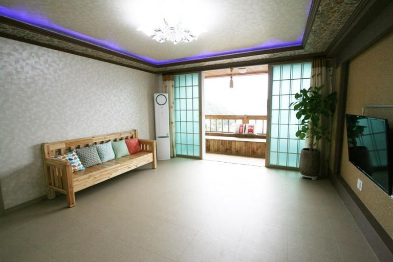 Others 5, Geojedo Gonggoti Hill Pension, Geoje