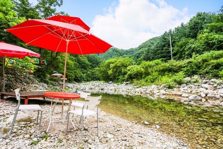 Others 2, Gapyeong Eden Pension, Pocheon